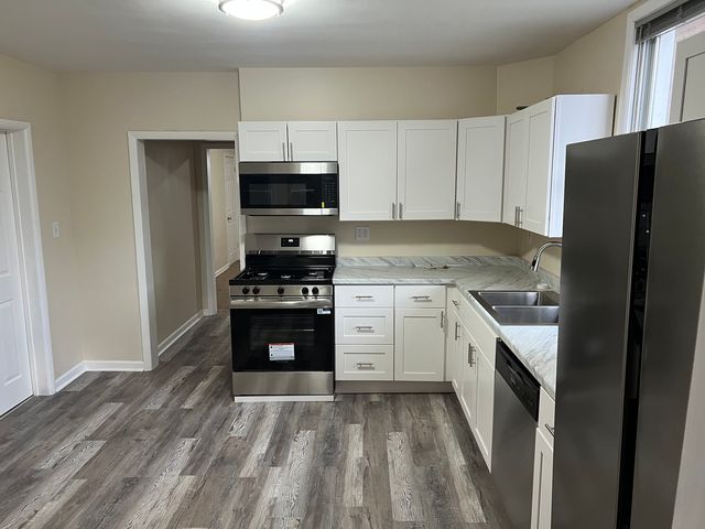 3122 Oak Park Avenue 1, Berwyn, IL 60402