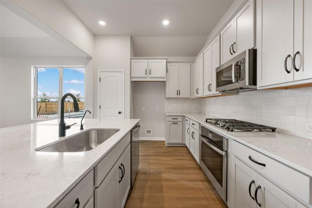 9813 Serene Bliss LN, Buda, TX 78610