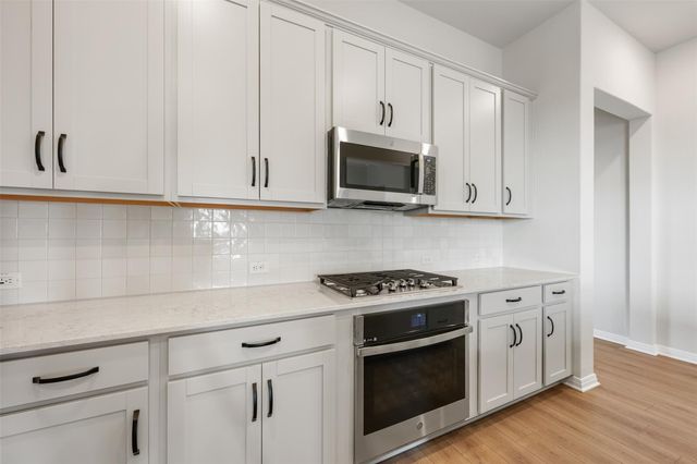 9813 Serene Bliss LN, Buda, TX 78610