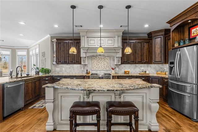 209 Crestridge Drive, Seneca, SC 29672