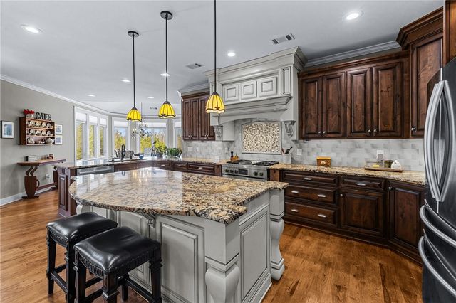 209 Crestridge Drive, Seneca, SC 29672