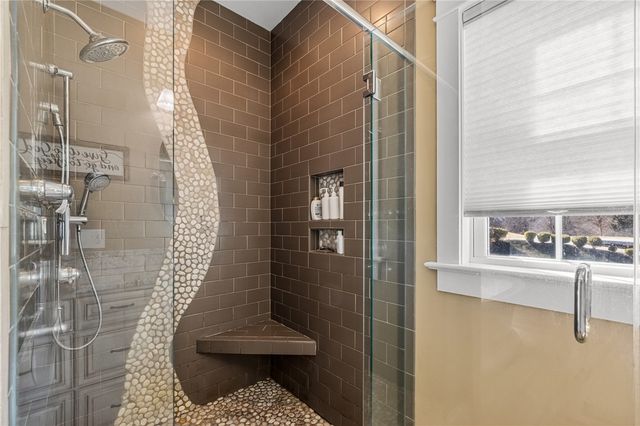 209 Crestridge Drive, Seneca, SC 29672