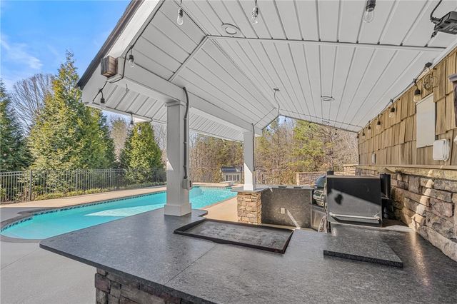 209 Crestridge Drive, Seneca, SC 29672