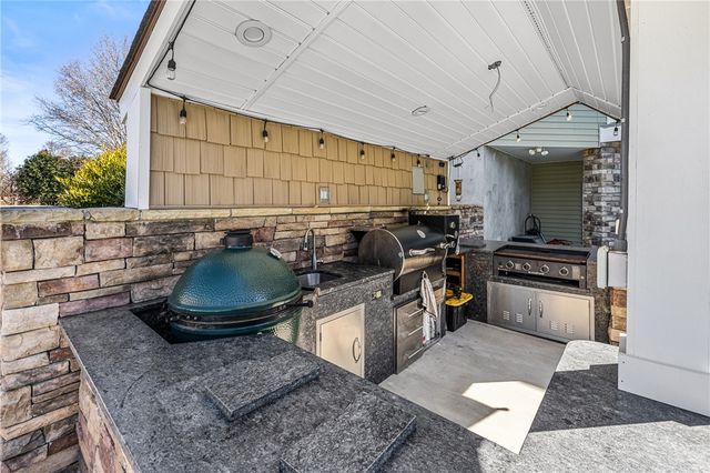 209 Crestridge Drive, Seneca, SC 29672