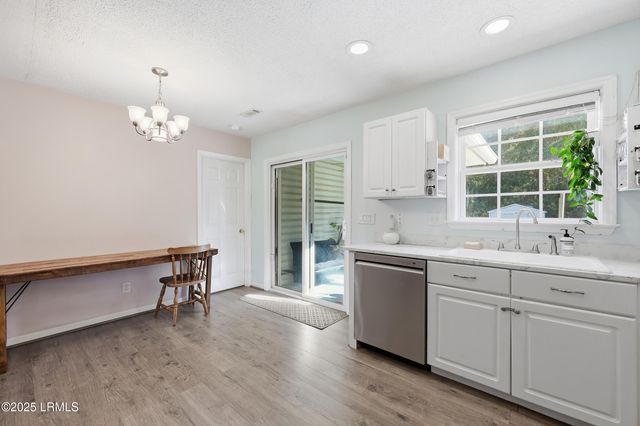 9 Spanish Moss Drive, Beaufort, SC 29907