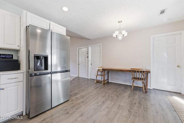 9 Spanish Moss Drive, Beaufort, SC 29907