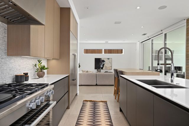 1107 Folts Ave, Austin, TX 78704