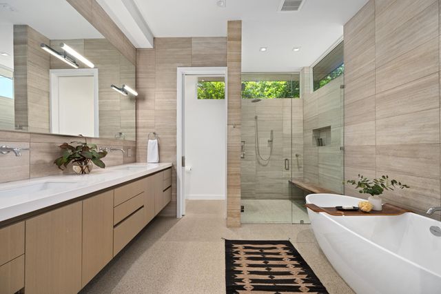 1107 Folts Ave, Austin, TX 78704