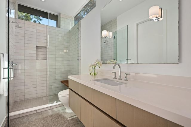 1107 Folts Ave, Austin, TX 78704