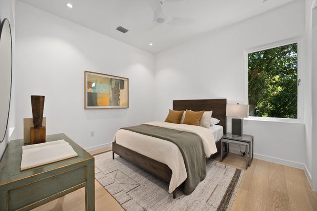 1107 Folts Ave, Austin, TX 78704