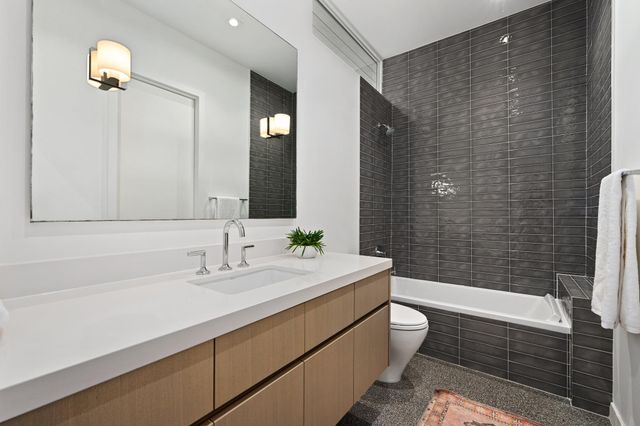 1107 Folts Ave, Austin, TX 78704