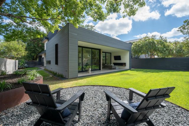 1107 Folts Ave, Austin, TX 78704