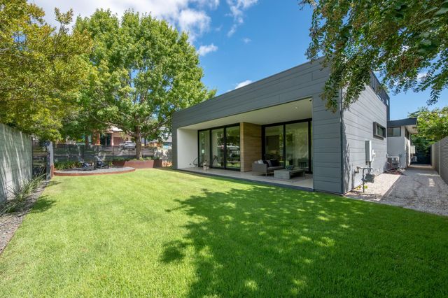 1107 Folts Ave, Austin, TX 78704