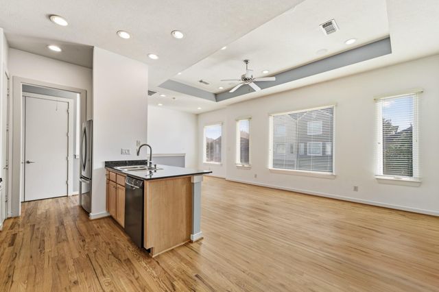 1105 Patterson Street, Houston, TX 77007