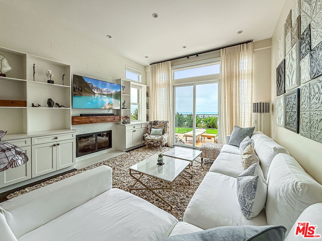 6416 Lunita Road 108, Malibu, CA 90265