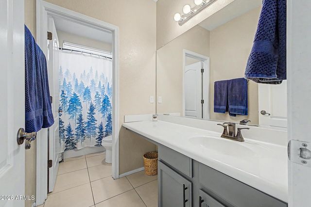 3635 E SUNDANCE Avenue, Gilbert, AZ 85297