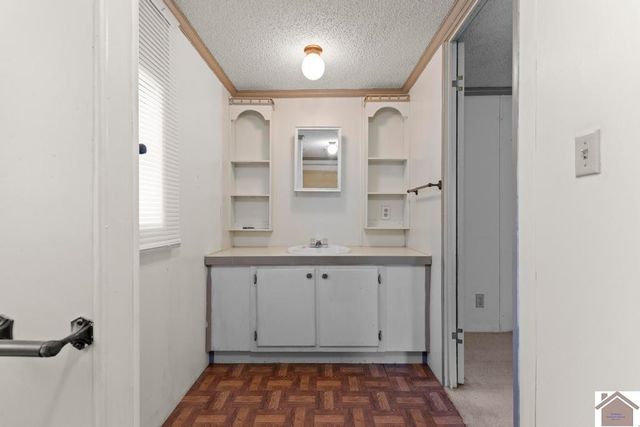 62 Twin Trees Rd, Cadiz, KY 42211