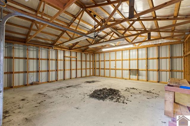 62 Twin Trees Rd, Cadiz, KY 42211