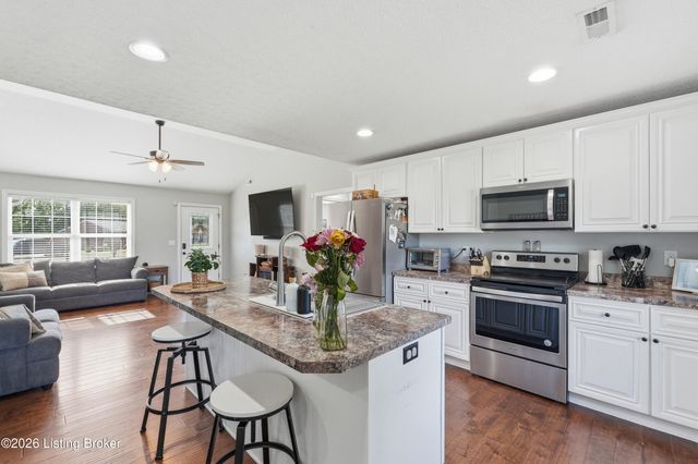 120 Quiet Spring Dr, Bardstown, KY 40004