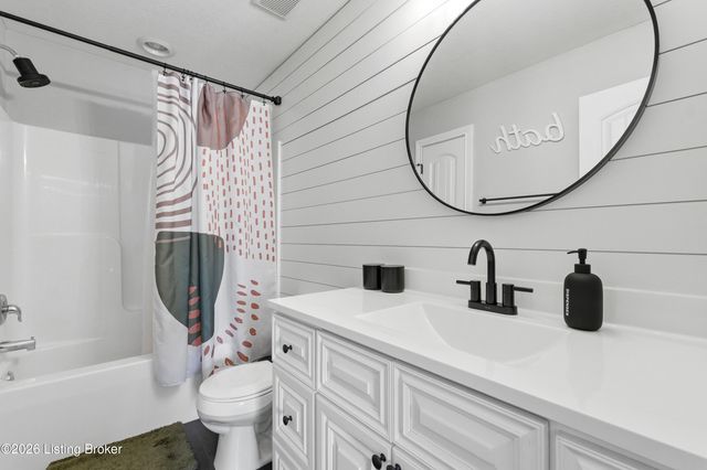 120 Quiet Spring Dr, Bardstown, KY 40004