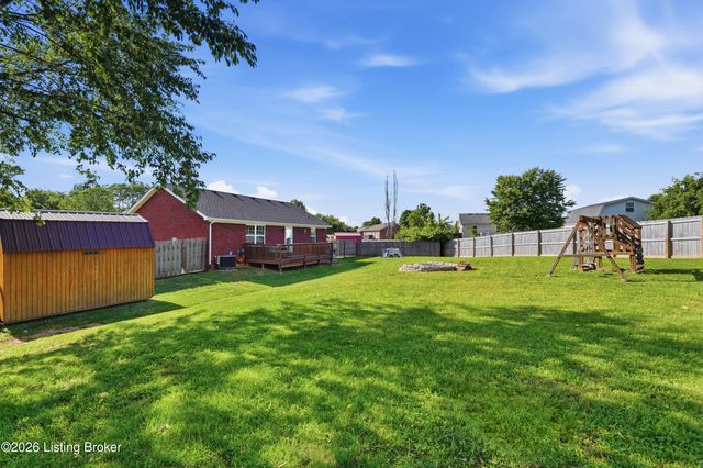 120 Quiet Spring Dr, Bardstown, KY 40004