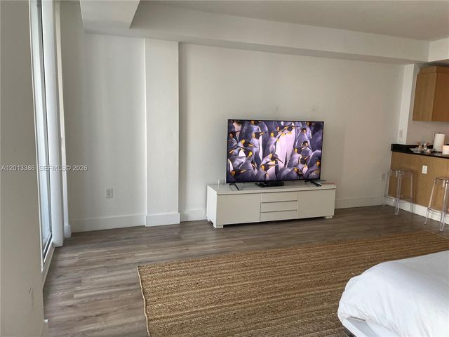 10275 Collins Ave 901, Bal Harbour, FL 33154