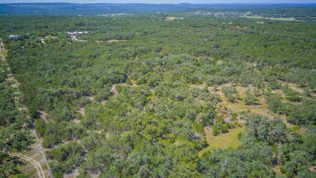 475 Fischer TRL, Wimberley, TX 78676