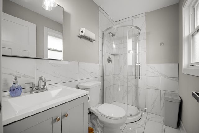 10324 S 81st Avenue, Palos Hills, IL 60465