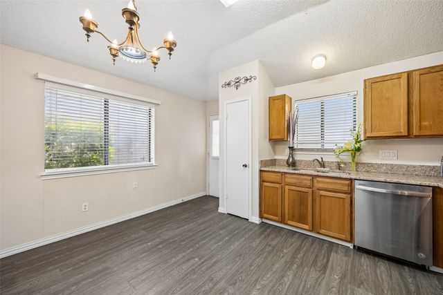 214 Shea Street, Garland, TX 75040