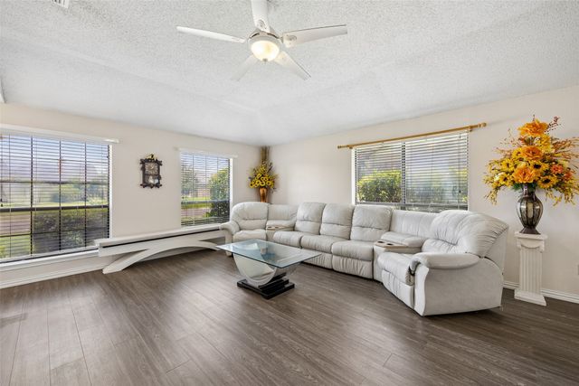 214 Shea Street, Garland, TX 75040
