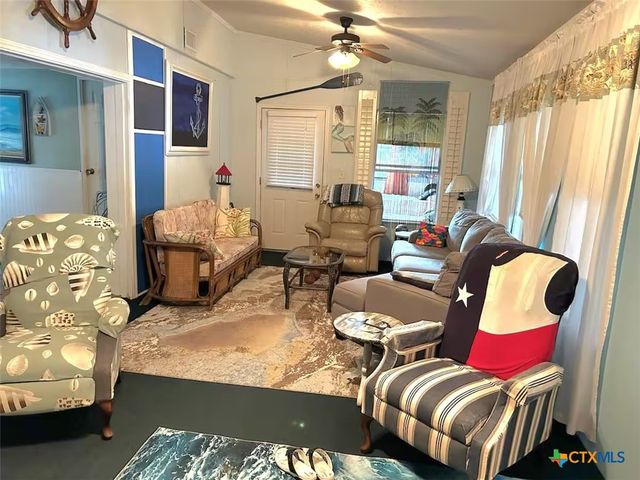 1509 W Polk Avenue, Port O'connor, TX 77982