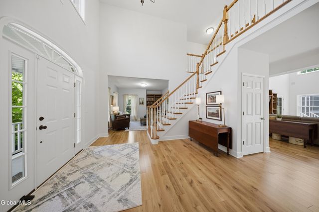 30 Walden Circle, Saratoga Springs, NY 12866