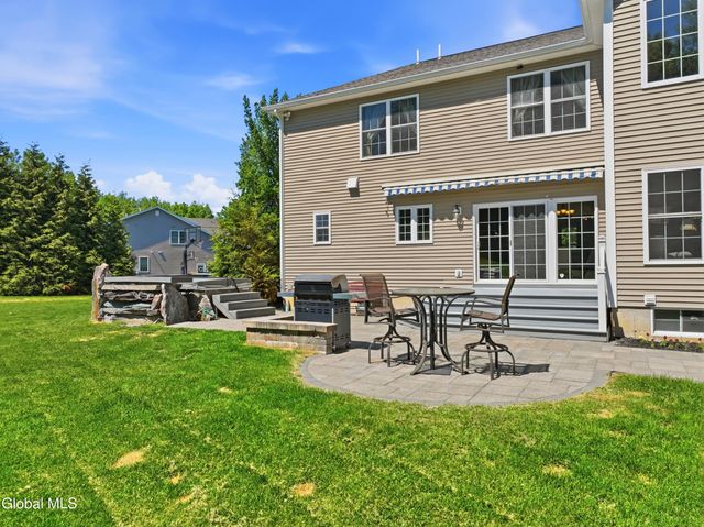 30 Walden Circle, Saratoga Springs, NY 12866