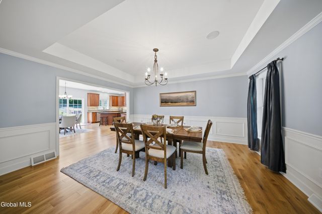 30 Walden Circle, Saratoga Springs, NY 12866