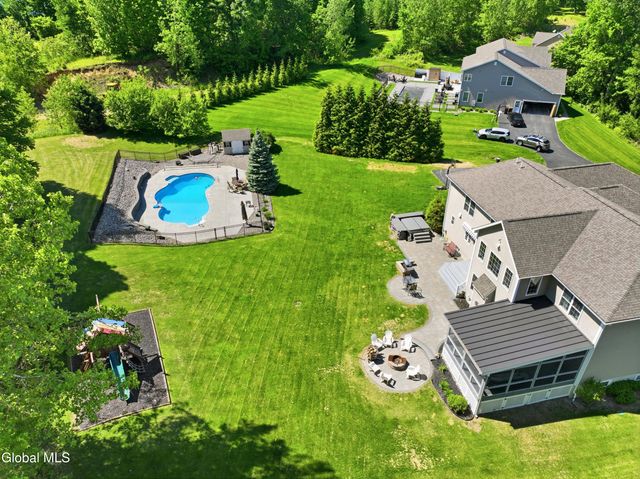 30 Walden Circle, Saratoga Springs, NY 12866