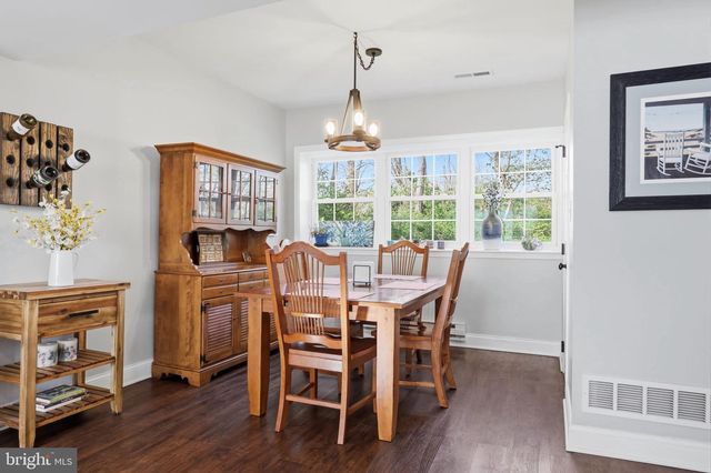 2319 FOREST GROVE RD, Furlong, PA 18925