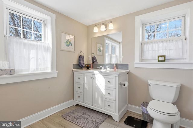 2319 FOREST GROVE RD, Furlong, PA 18925