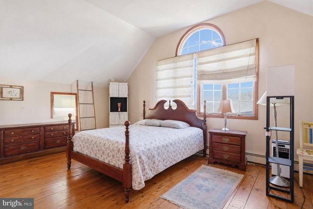 2319 FOREST GROVE RD, Furlong, PA 18925