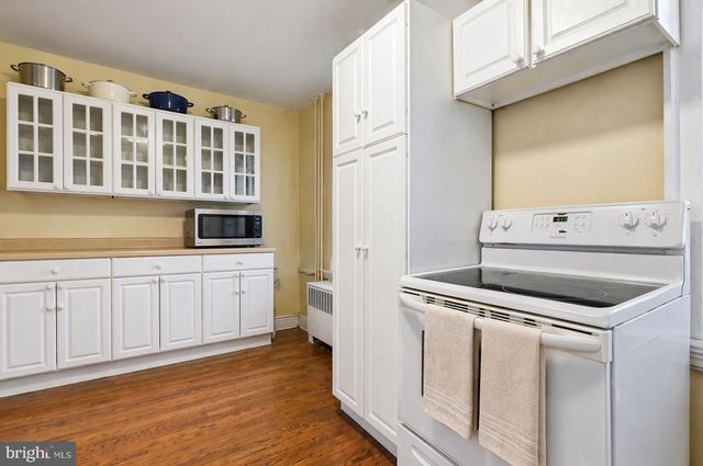 2319 FOREST GROVE RD, Furlong, PA 18925