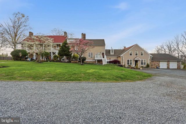2319 FOREST GROVE RD, Furlong, PA 18925