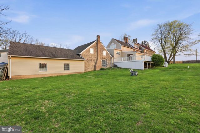 2319 FOREST GROVE RD, Furlong, PA 18925