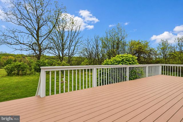 2319 FOREST GROVE RD, Furlong, PA 18925