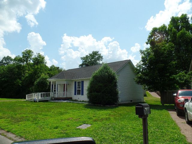 704 Windsor Trce, Goodlettsville, TN 37072