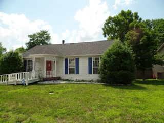 704 Windsor Trce, Goodlettsville, TN 37072