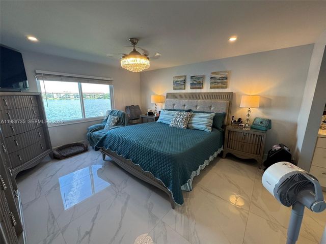 1501 SW 134th Way 301D, Pembroke Pines, FL 33027