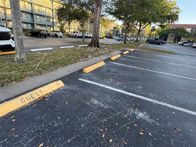 1501 SW 134th Way 301D, Pembroke Pines, FL 33027