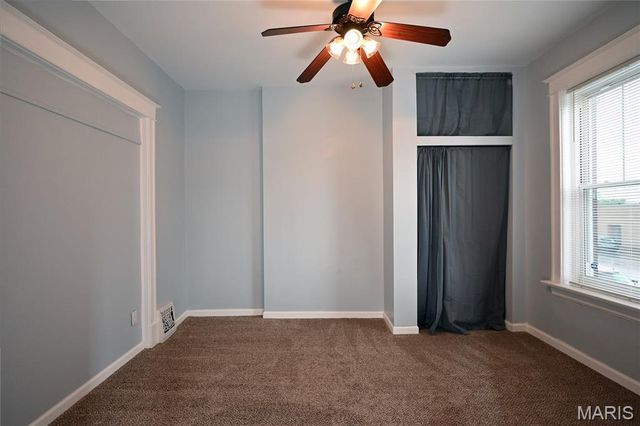 5456 Gravois Avenue, St Louis, MO 63116