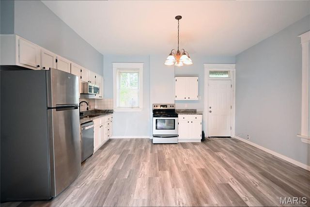 5456 Gravois Avenue, St Louis, MO 63116