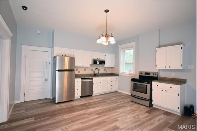 5456 Gravois Avenue, St Louis, MO 63116