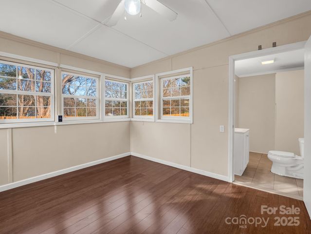 2 Red Apple Drive, Hendersonville, NC 28792